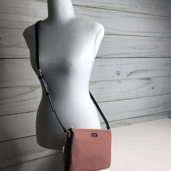 Kate spade ♠️ Gusset Crossbody NWT - Picture 7 of 7